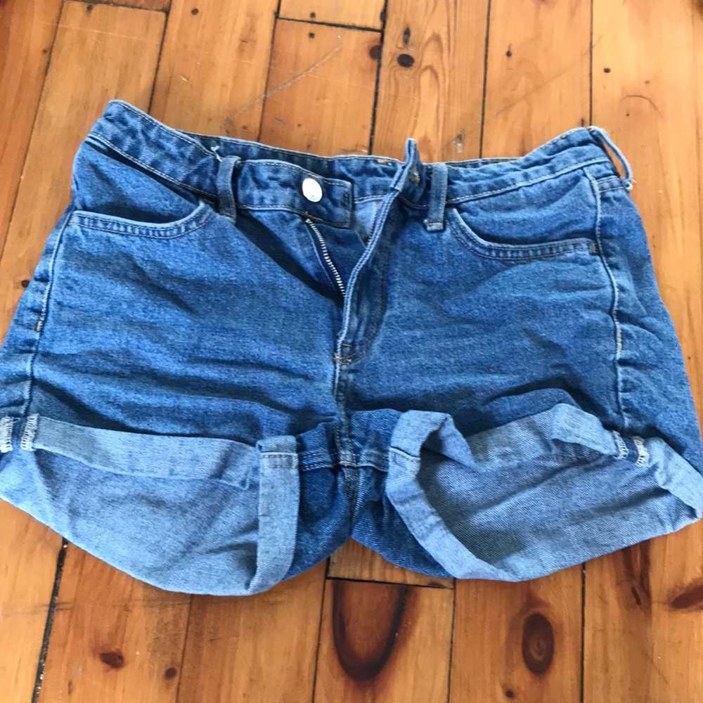 Jean shorts!